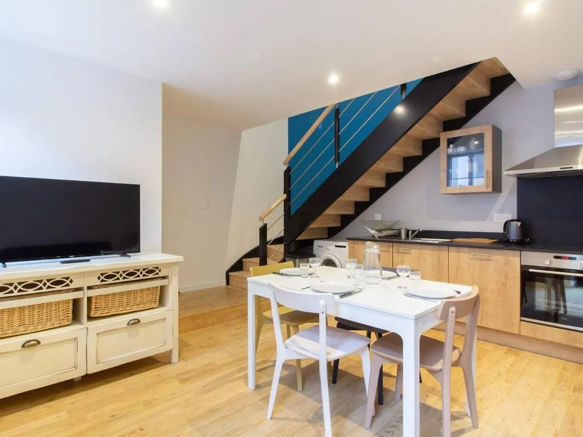 Daire Duplex Renove 2 Chambres Avec Wifi, Cuisine Equipee Et Local Ski, En Centre-Ville De Cauterets - Fr-1-401-179 Fransa